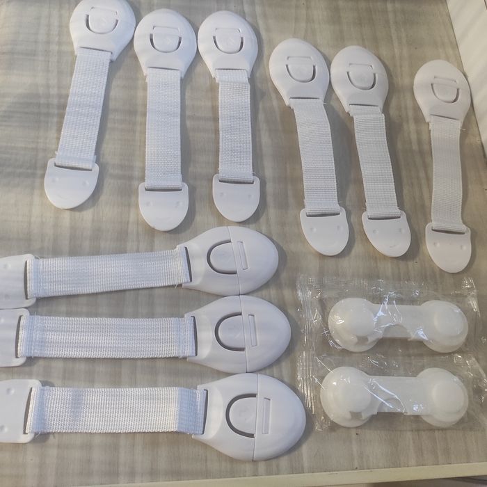 Захист на меблі від дітей