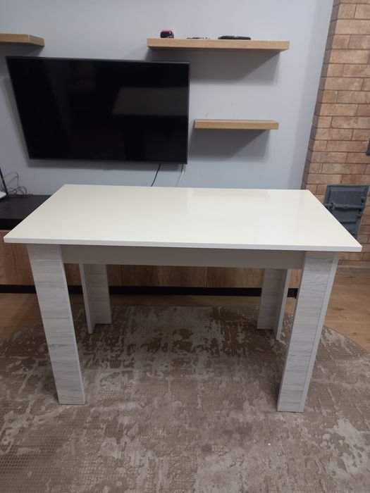 Стіл кухонний письмовий