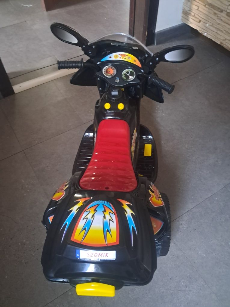 Motor na akumulator