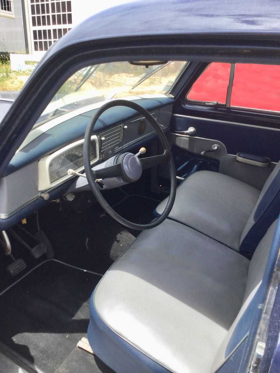Peugeot 403 La Berline Grand Luxe Toit Fixe