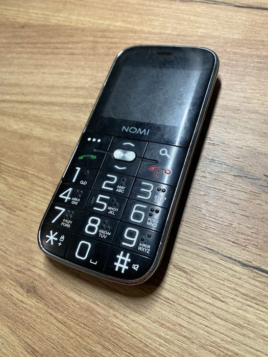 Телефон Nomi i220 Black на запчасти