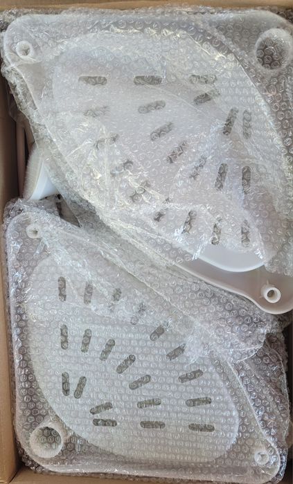 Кутова полиця у ванну