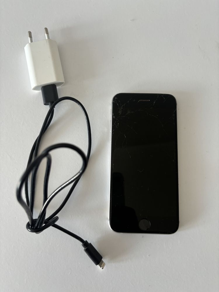 iPhone 6 16GB space gray, uszkodzony ekran