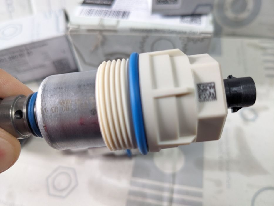 Клапан заглушка тиску оливи Sprinter Vito om651