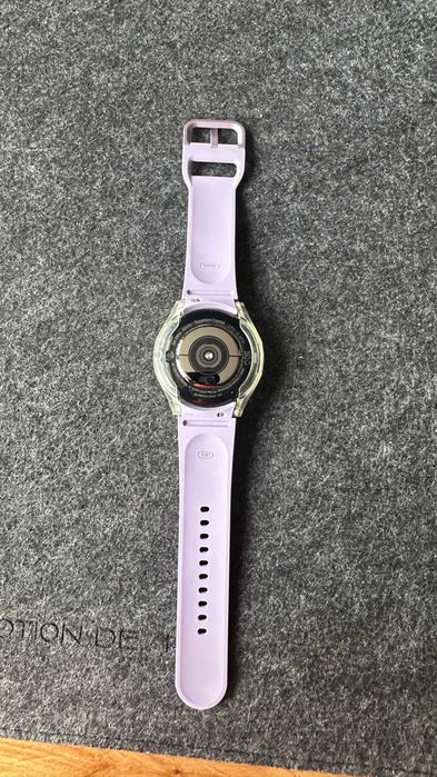 Samsung Galaxy Watch 5 Srebrny 40 mm