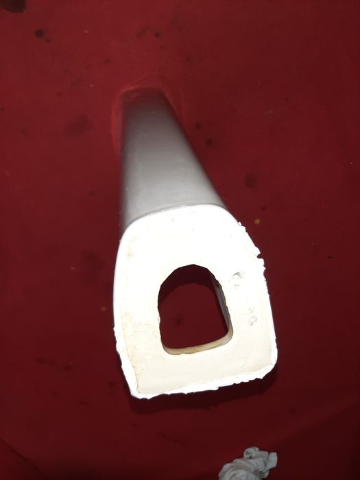 Coluna de lavatório branco acizentado