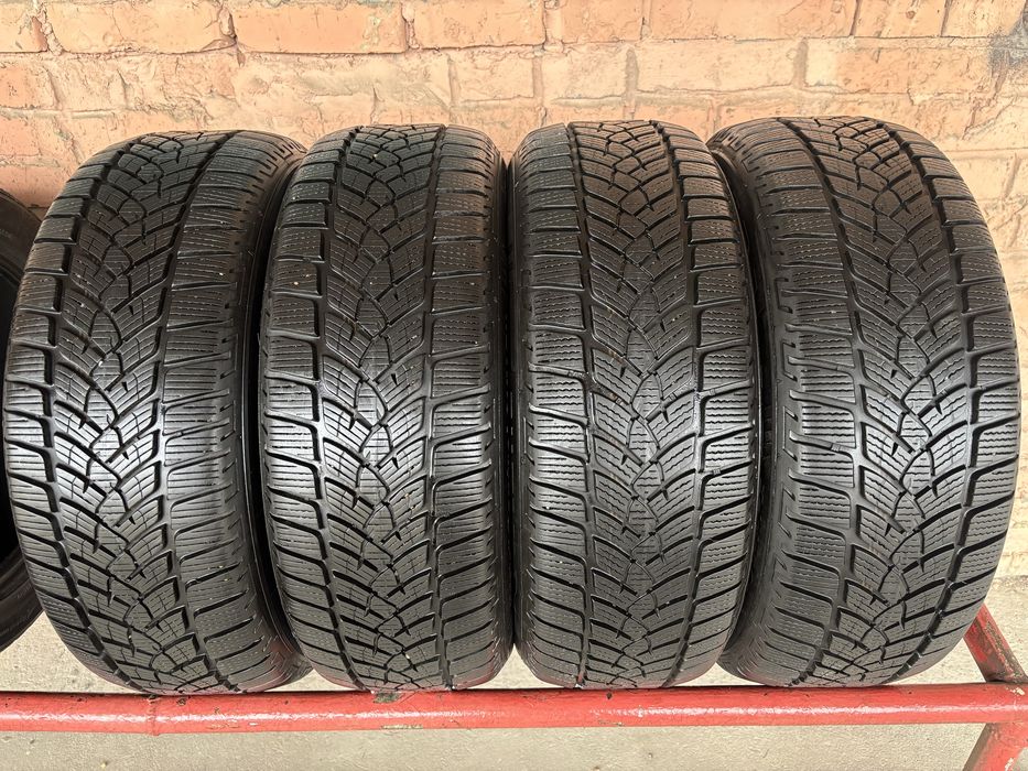 Комплект Зимових шин 215/60R17 Fulda