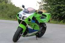 Kawasaki ninja ZX750