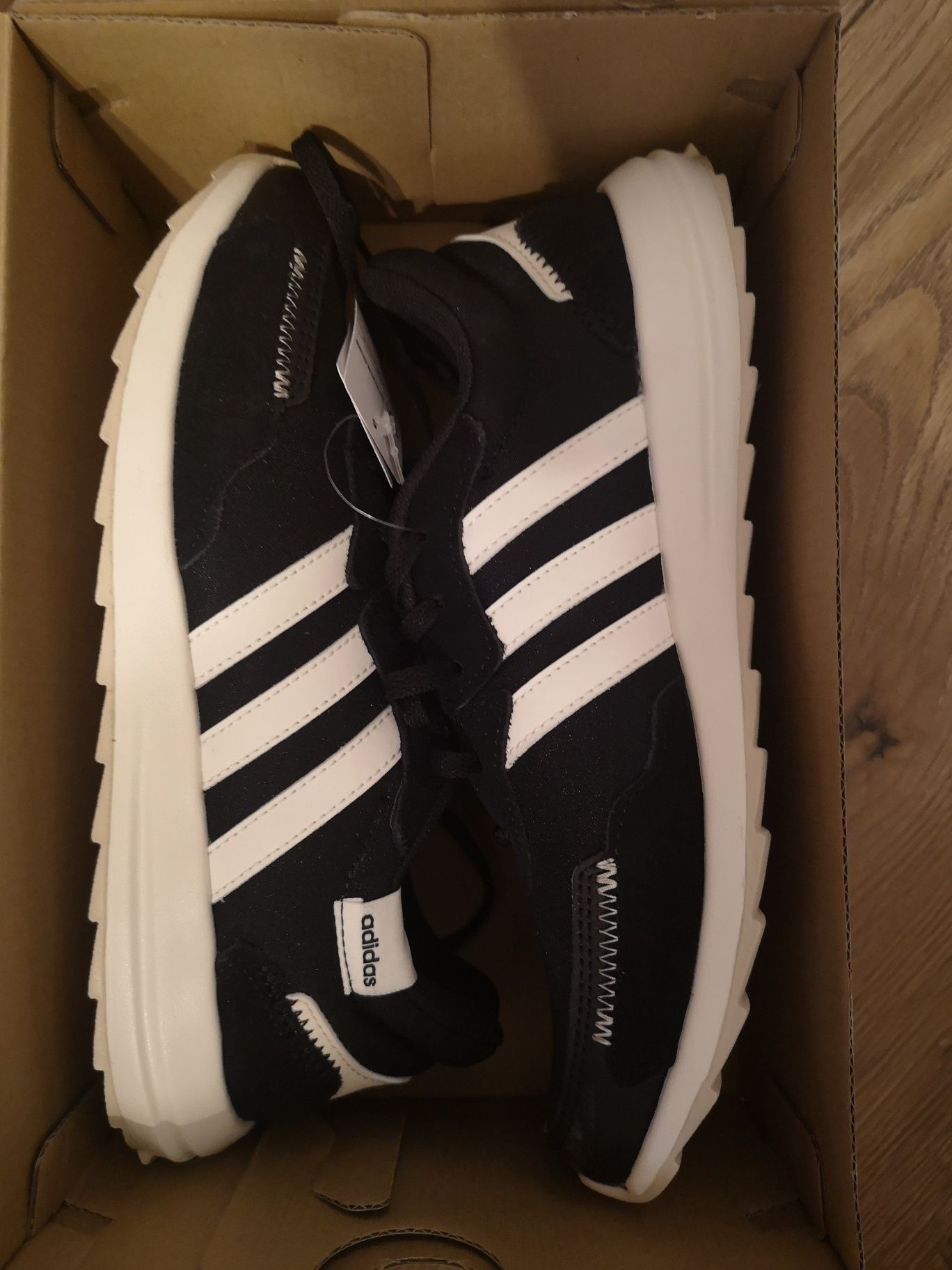 Buty unisex Adidas NOWE