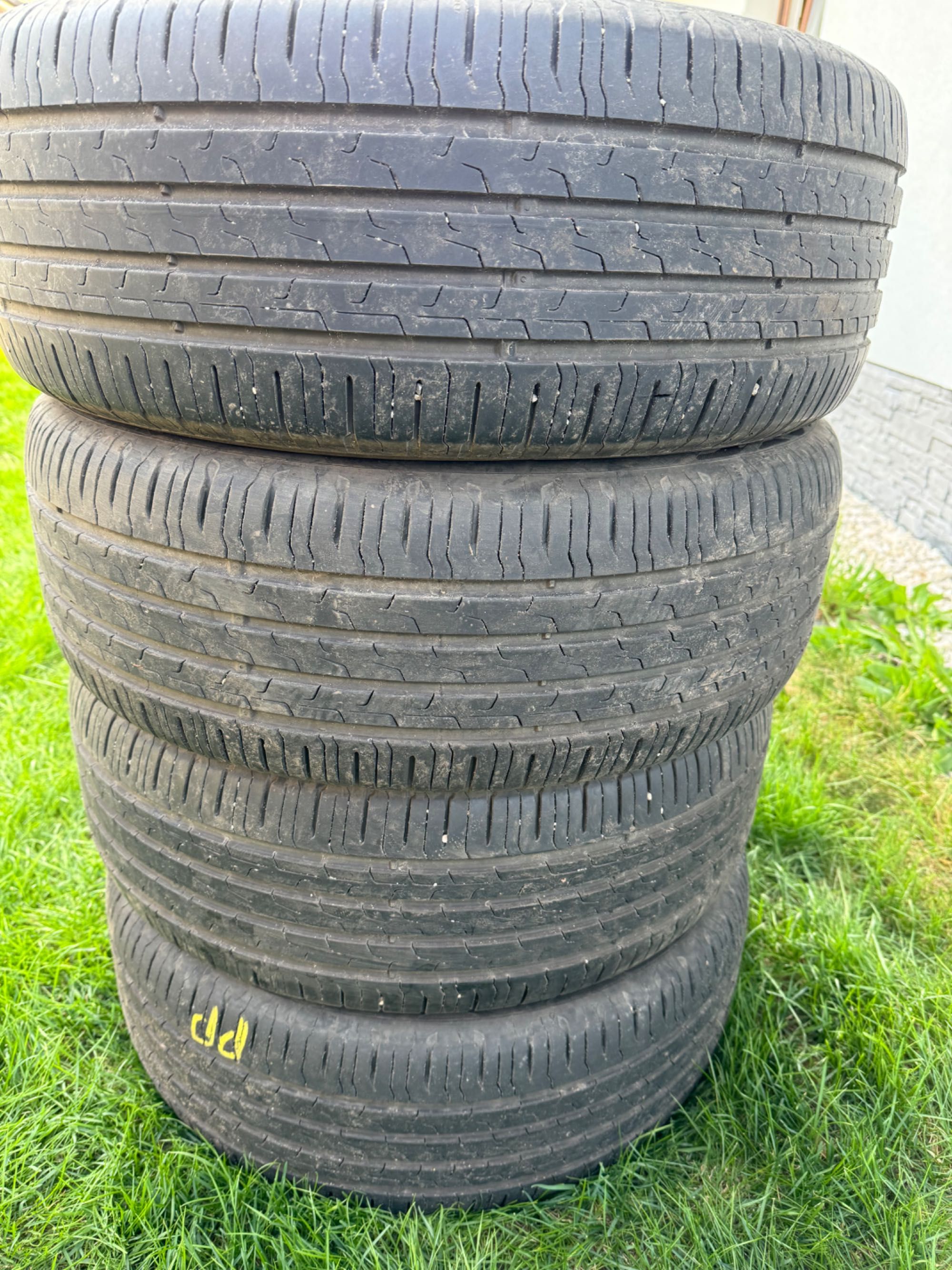 Continental EcoContact 6 215/55R17 98 H XL