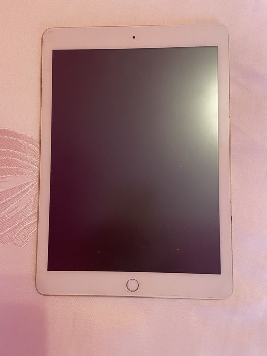 Планшети на запчастини