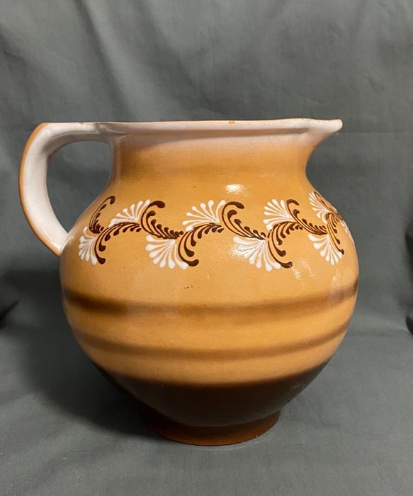 Майолика Васильков Баранчик, Вазы, Кувшины