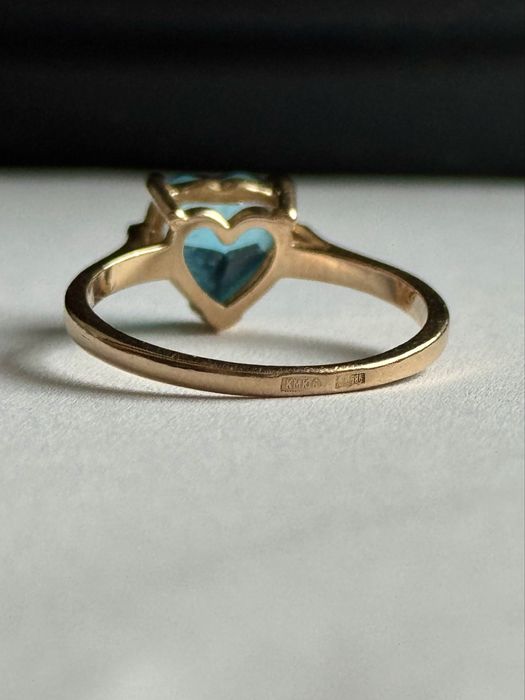 Золотое кольцо 18 размер