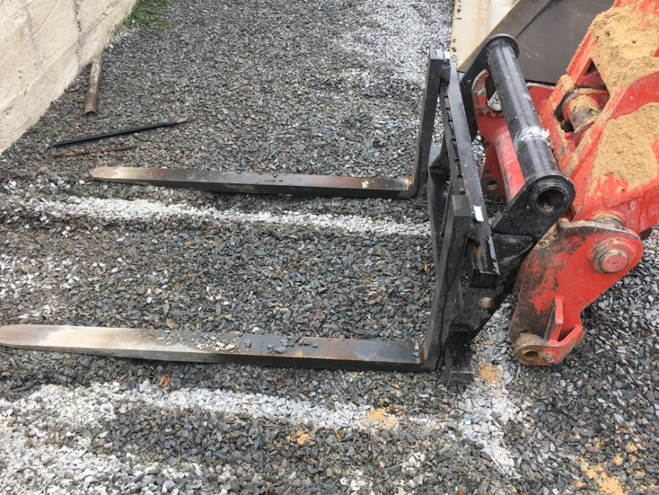 Послуги телескопічного погрузчика Manitou