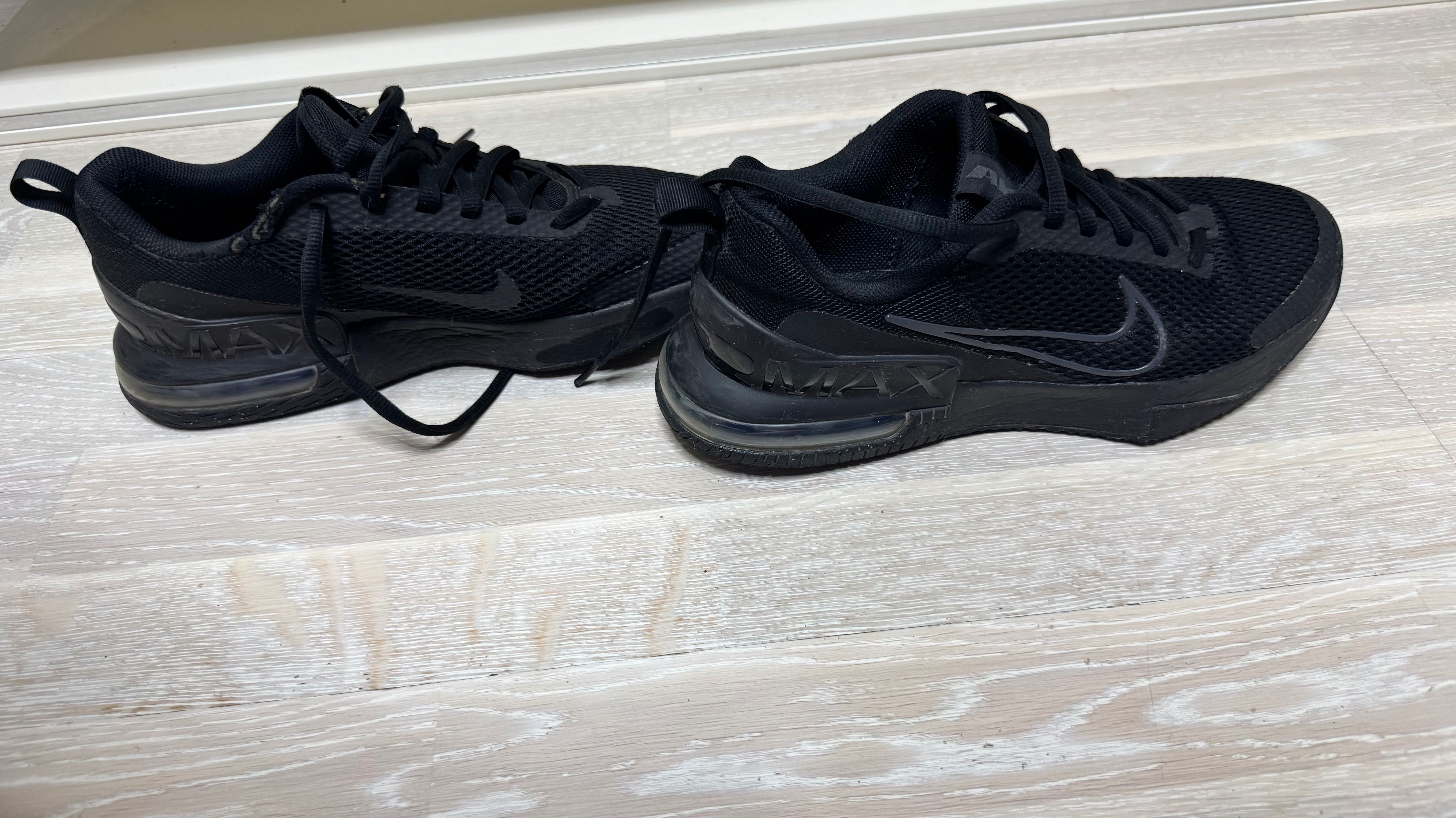 Кросовки nike 42 размер