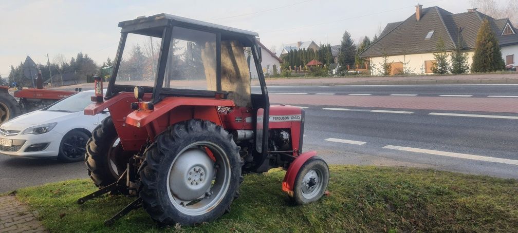 Massey Ferguson MF 235,240