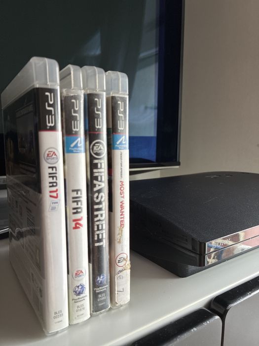 Ps3 + Comando + 4 jogos