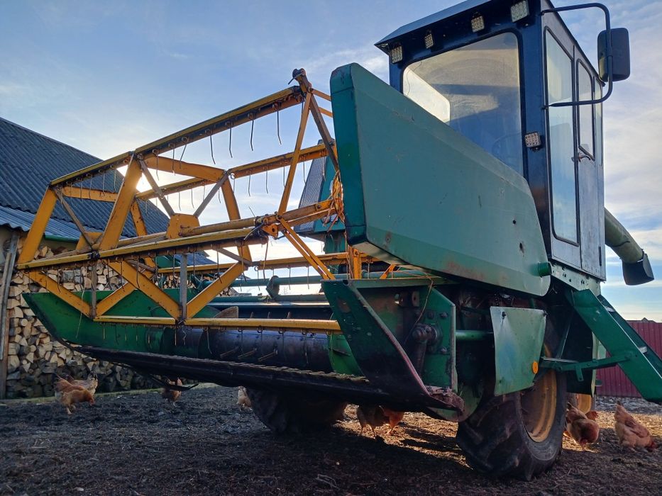 Комбайн Volvo 830 S