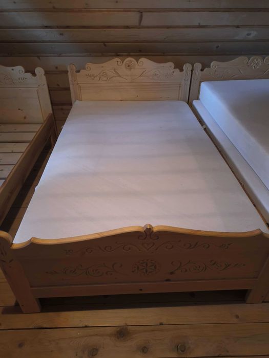 Łóżko w stylu góralskim