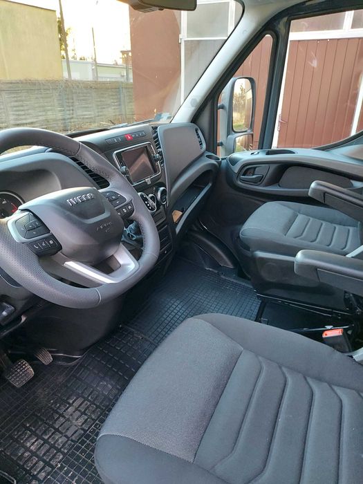 Sprzedam Iveco dayli 2022r. plandeka kabina sypialna