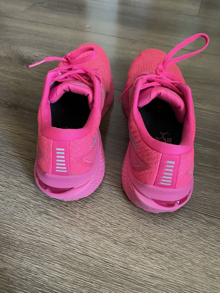 Кросівки Asics GT-2000