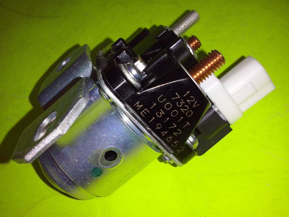 Relé /Bobine  novo Mitsubishi Canter Fuso