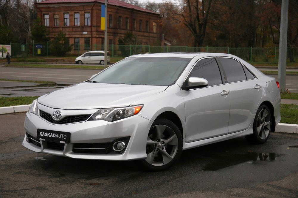 Toyota Camry 2014