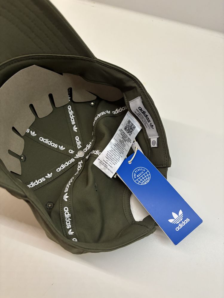 Czapka Adidas Classic new casual max