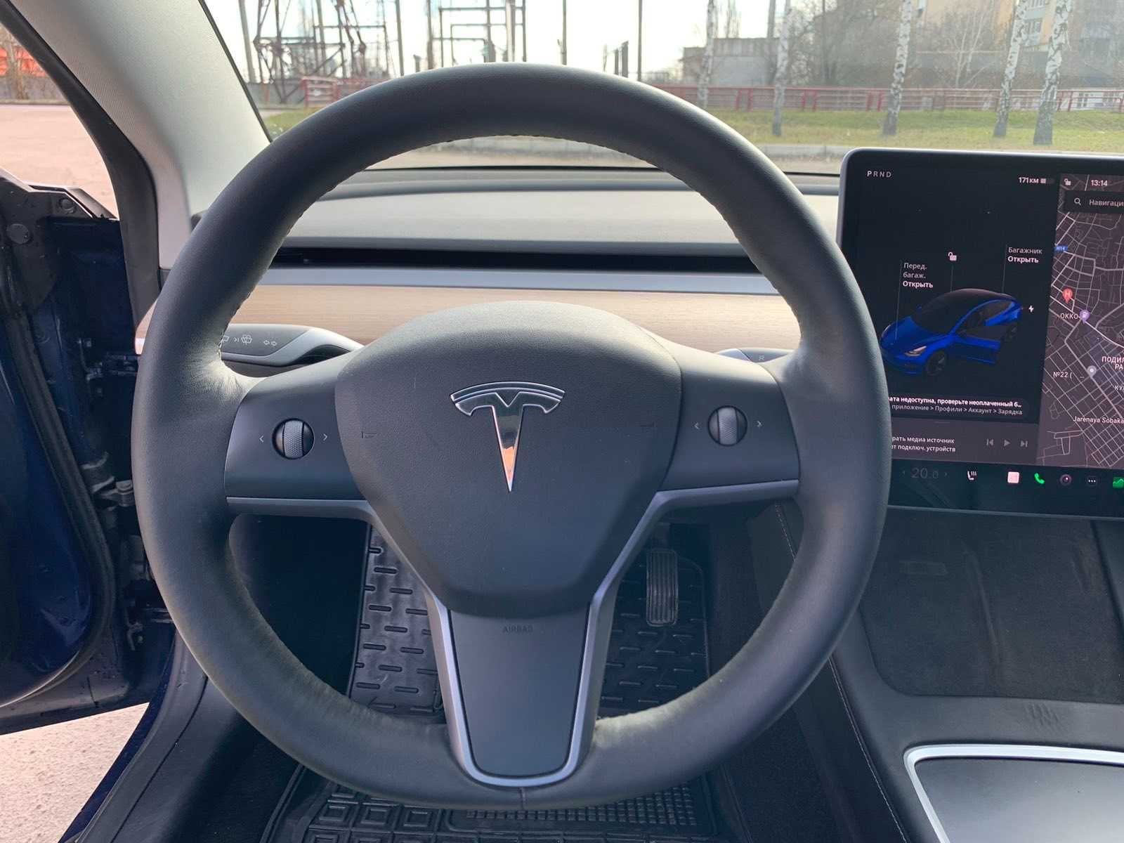 Tesla Model 3  2022