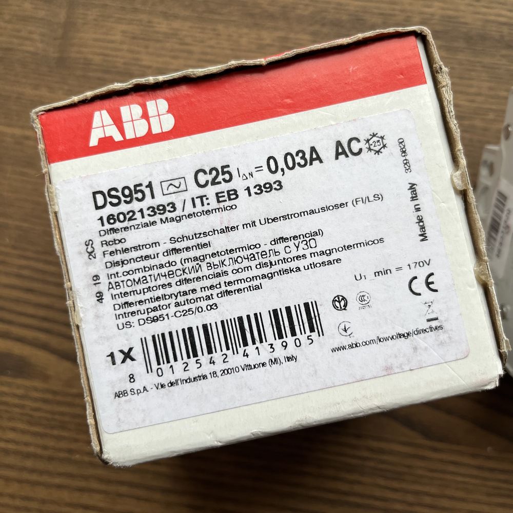 Диференціальний автомат УЗО ABB DS951 C25 0.03A AC