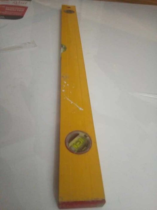 для строителя - венчик - насадка , ножовка и другие