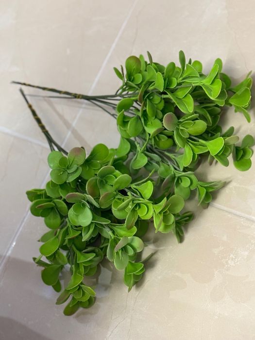 Sztuczne gałązki do dekoracji rozchodniki eukaliptus