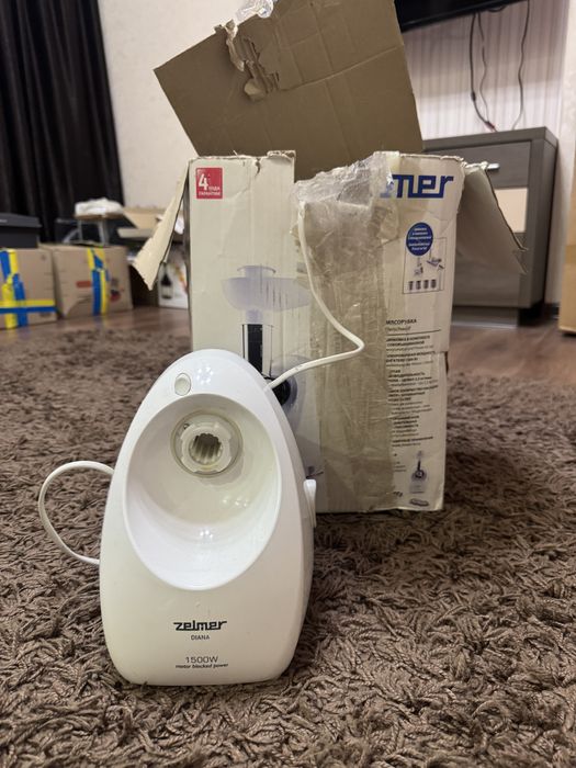 М’ясорубка Zelmer Diana 1500W