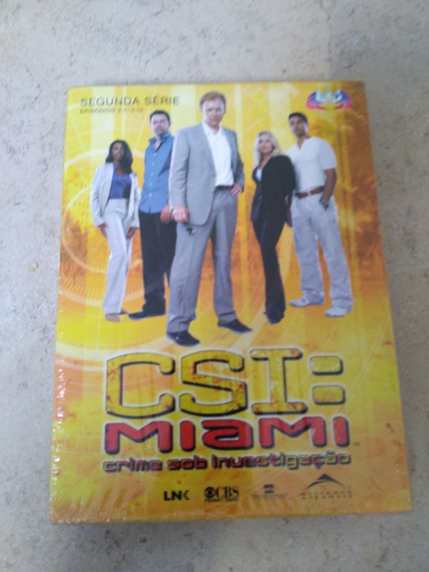 DVD CSI Miami Novos com oferta de Portes