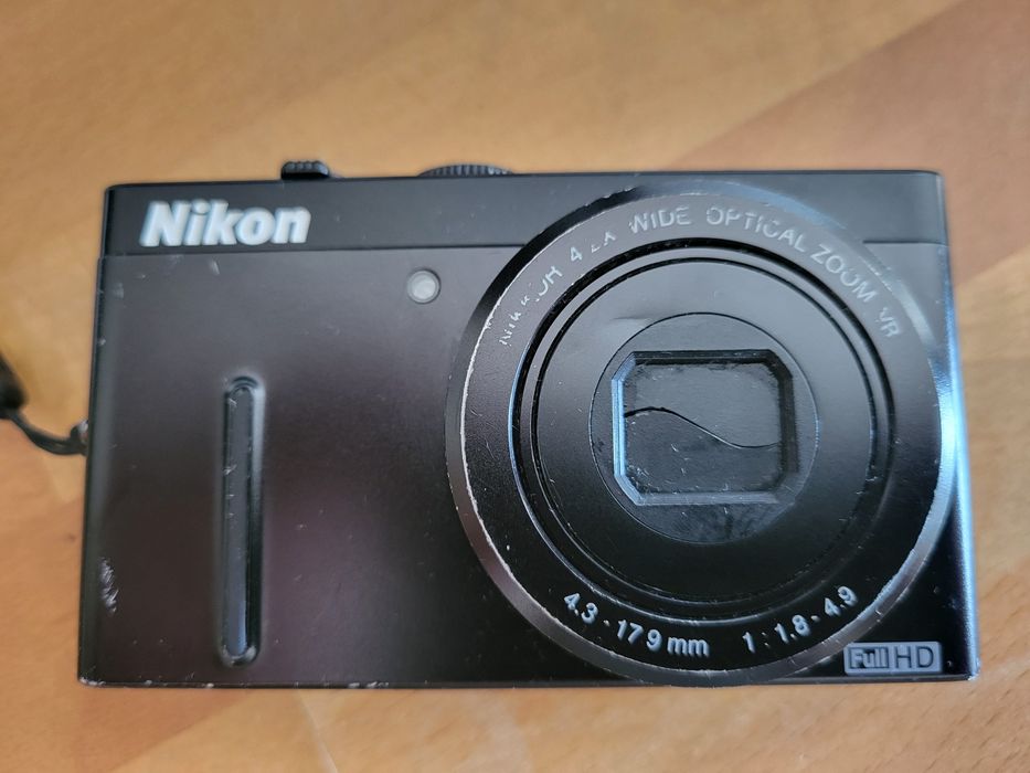 Aparat fotograficzny kompaktowy Nikon Coolpix P300