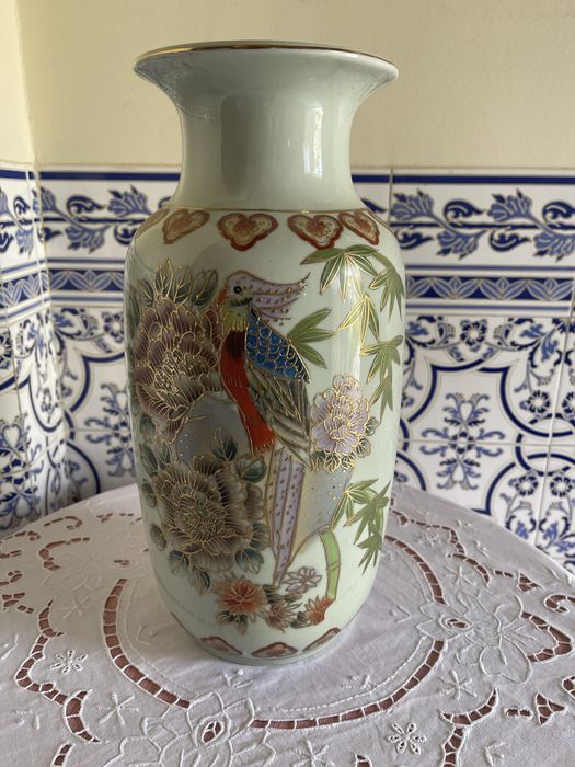 Jarrão pintado à mão, estilo chines