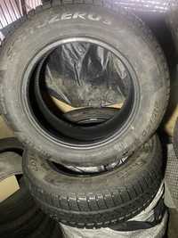 Резина 215/60/16 pirelli зимова 2600грн 2 колеса