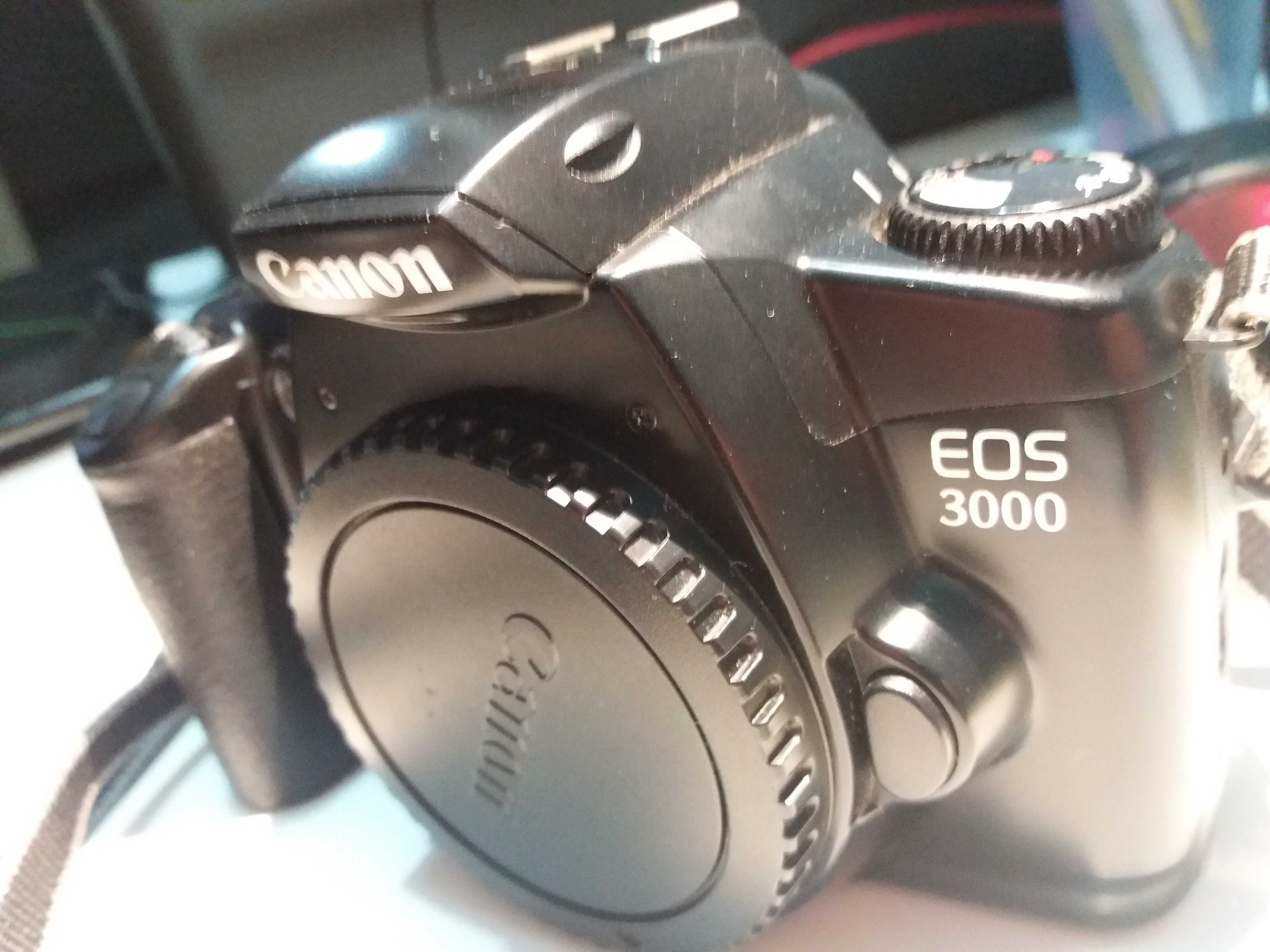 CANON EOS 3000 ( analógica  )