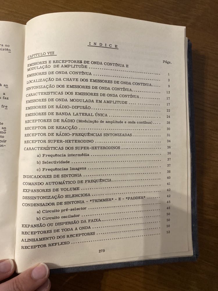 Fundamentos de Radio - Escola Militar de Electromecanica 1 Vol. - 1971