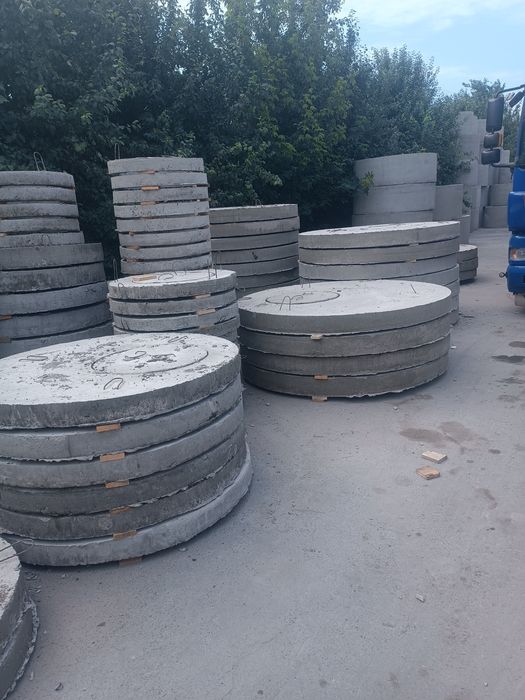 Бетонні кільця Гайсин власне виробництво.