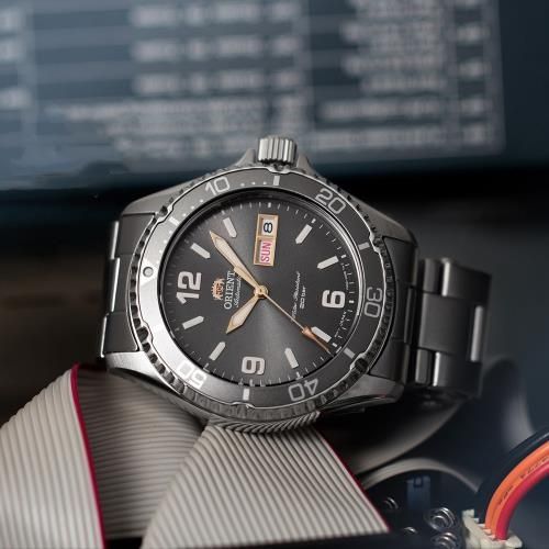 *NOVO* Orient KAMASU Automatico RA-AA0819N (Safira, 41,8 mm)