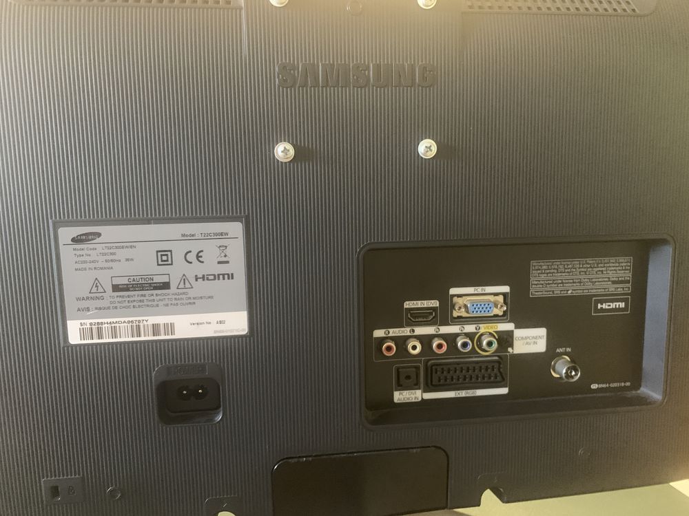 LCD TV / Monitor Samsung T22C300 22”