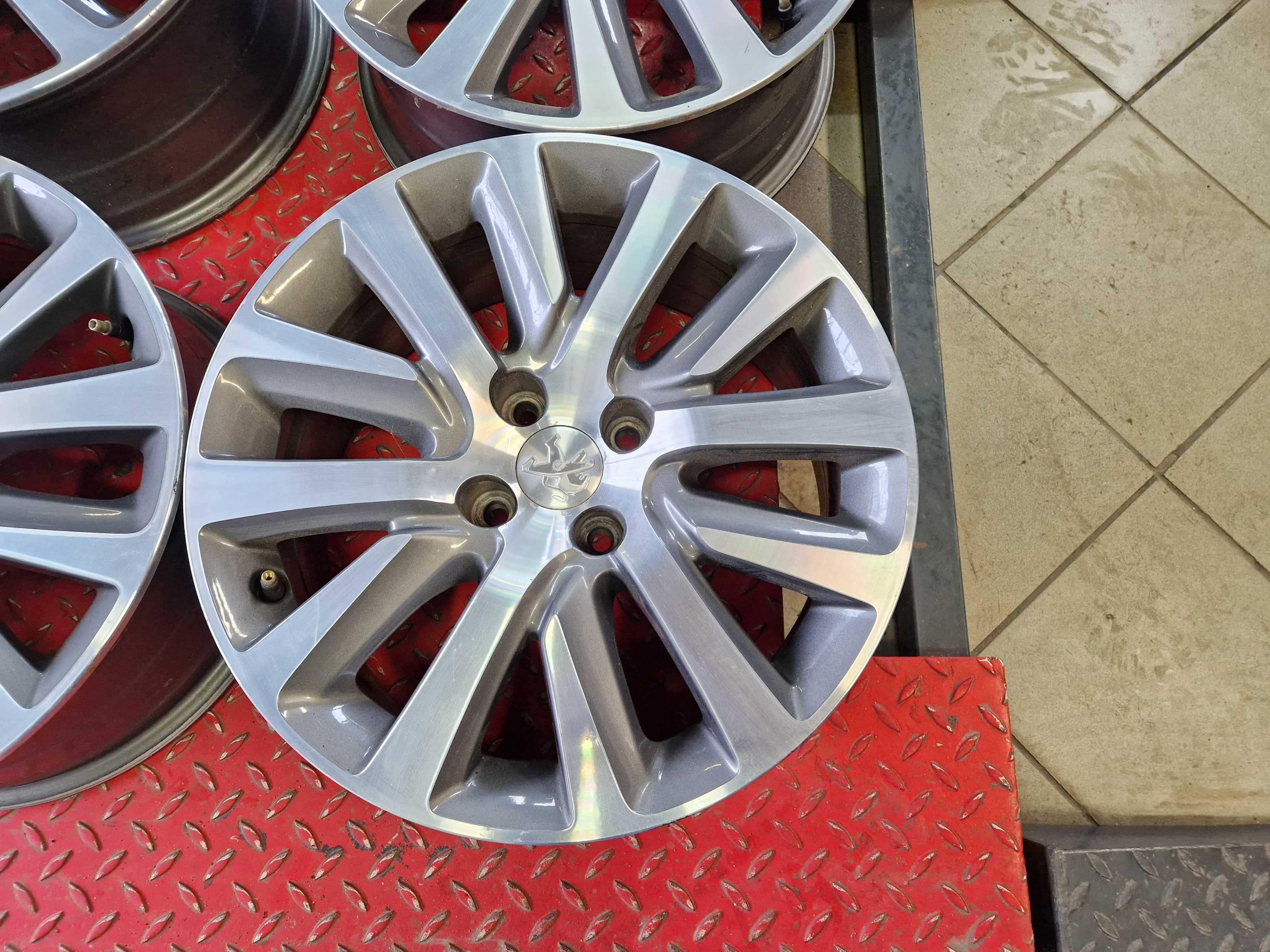 Alufelgi 17 4x108 Peugeot