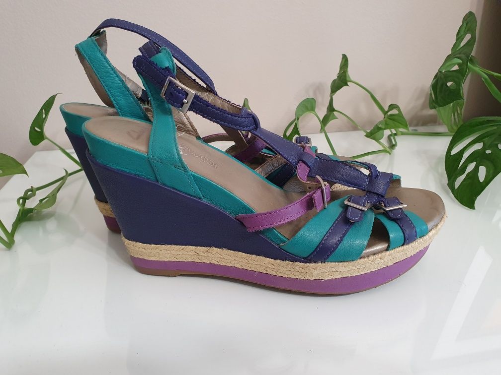 Wyjątkowe piękne letnie sandały Clarks damskie kolorowe