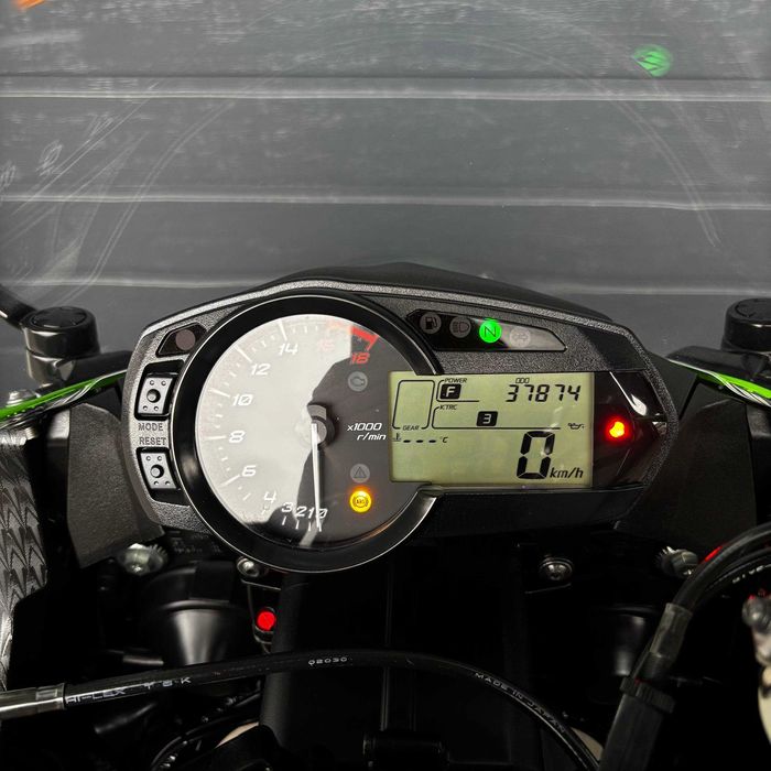 Продам мотоцикл Kawasaki ZX-6R (6546)