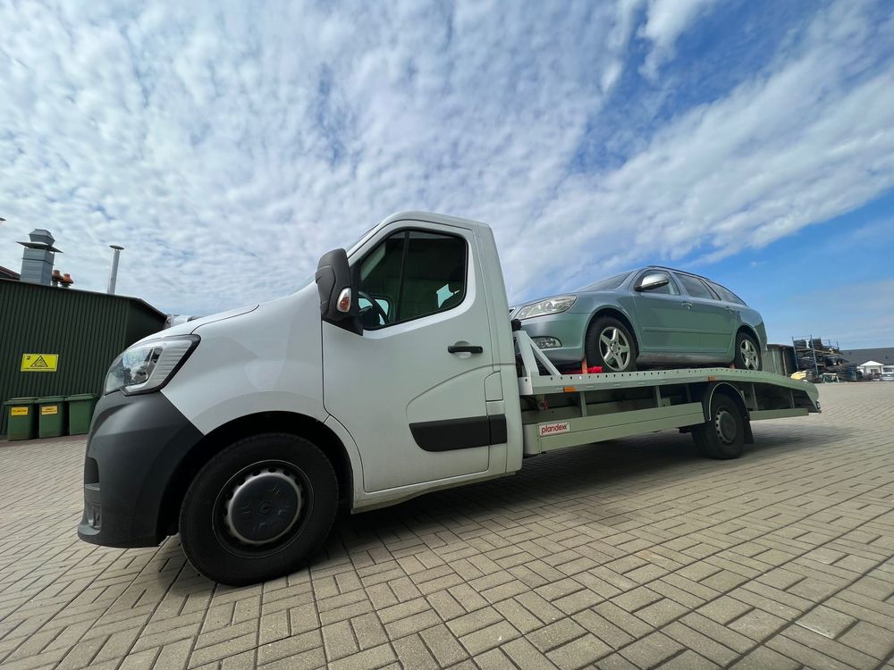 Laweta Renault Master Nowa wynajem wypożyczalnia