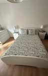 Conjunto de Quarto Branco (Cama, Cómoda e Mesa de cabeceira)
