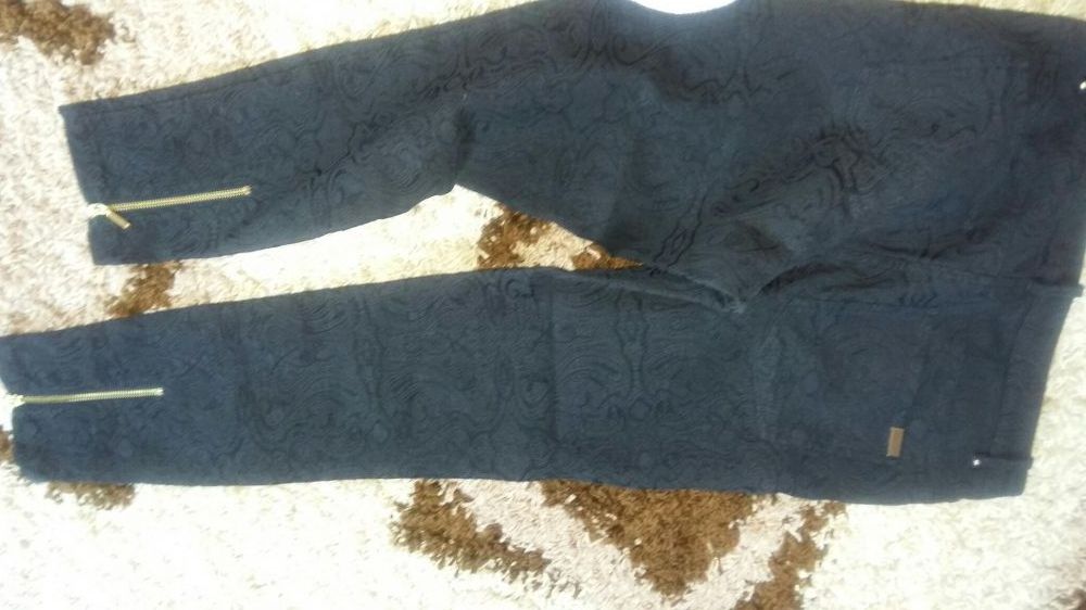 Spodnie elastyczne koronka H&M