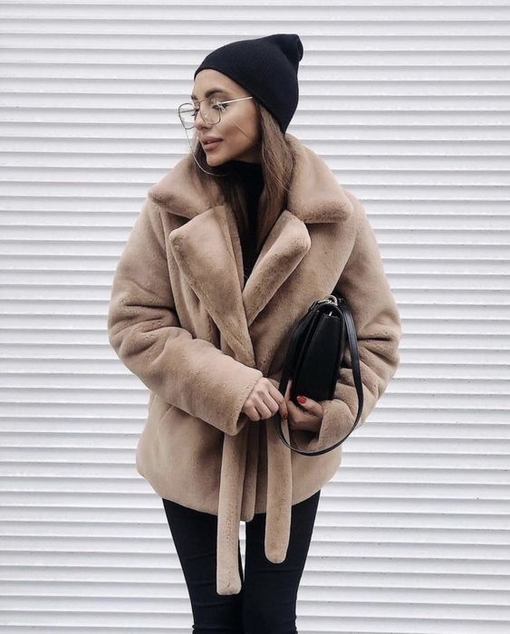 Жіноча стильна Екошубка