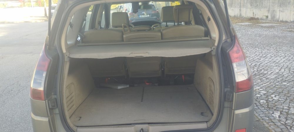 Renault Cenique 7 lugares 100cv